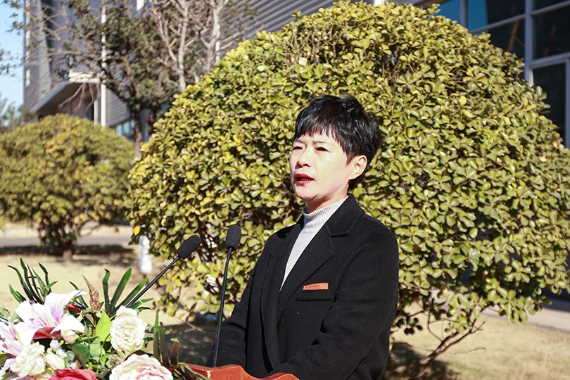 1736471000438651.jpg 谢总讲话.jpg