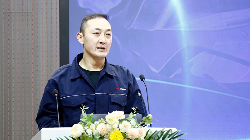 1768370121913179.jpg _33A3332.jpg